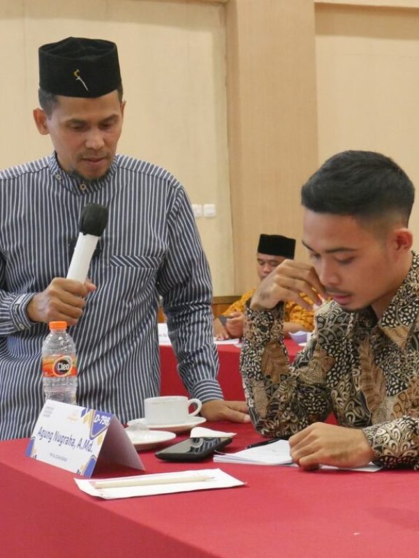 Bawahan Menegur Atasan Tanpa Menjatuhkan Kehormatannya, Emang Bisa??