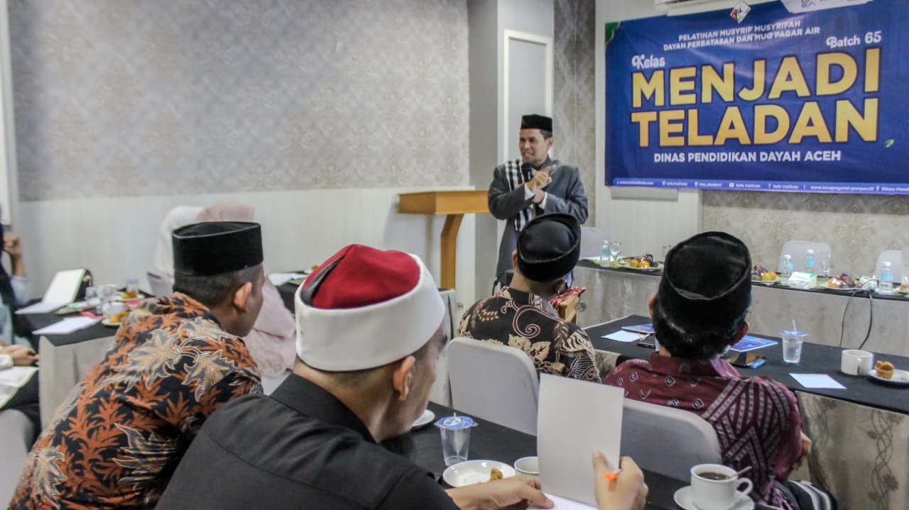 Ketika Wali Asuh Belum Tuntas dengan Dirinya: Beban atau Tantangan bagi Pesantren?