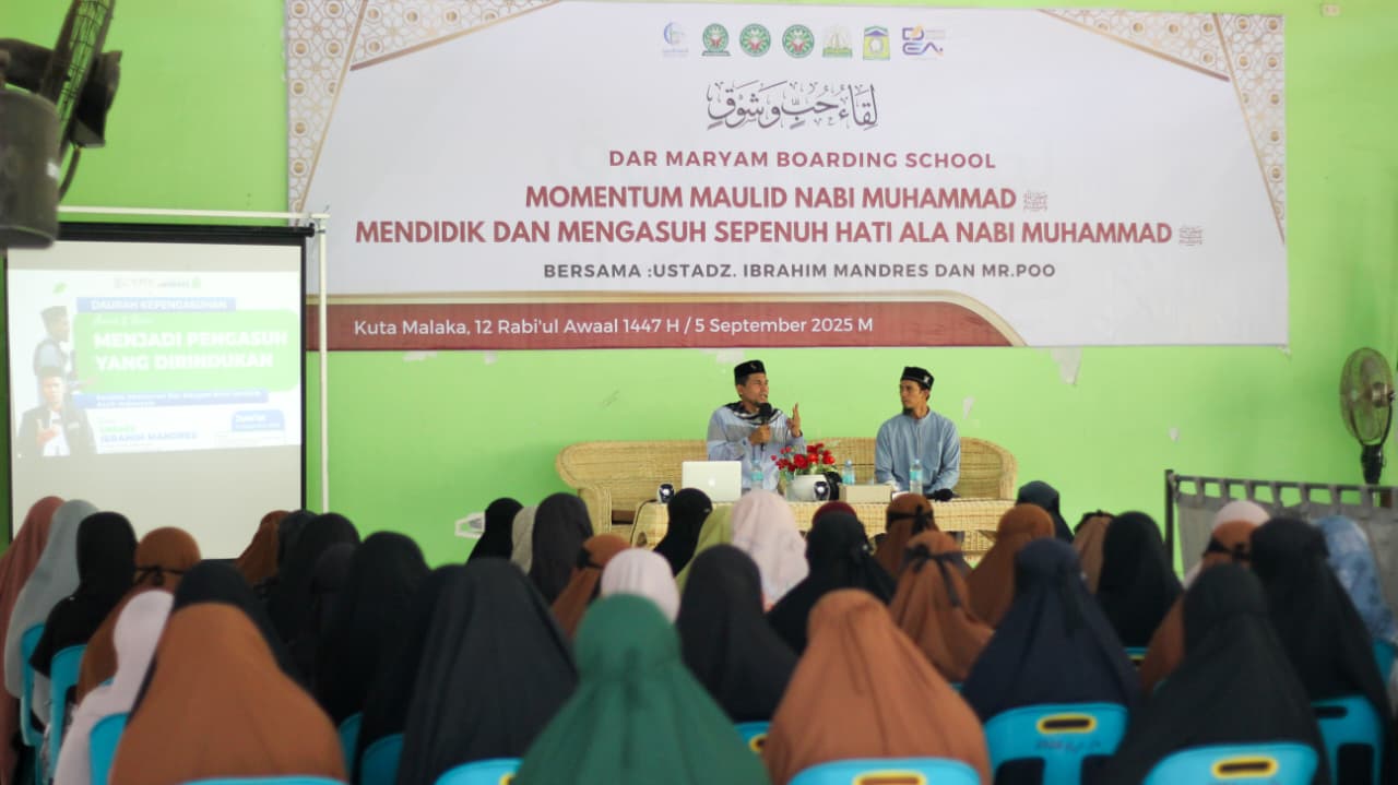 Efektifkah Seorang Pengasuh Membagi Energi: Pondok vs Dakwah Luar?